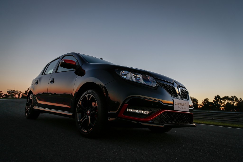 RENAULT SANDERO RS 2.0 GANHA SÉRIE LIMITADA RACING SPIRIT, foto 15
