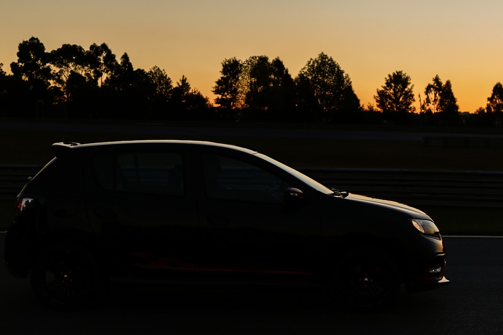 RENAULT SANDERO RS 2.0 GANHA SÉRIE LIMITADA RACING SPIRIT, foto 18