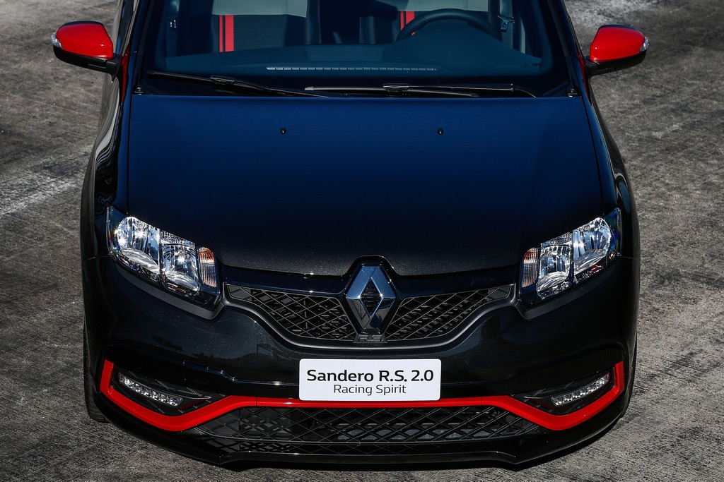 RENAULT SANDERO RS 2.0 GANHA SÉRIE LIMITADA RACING SPIRIT, foto 19