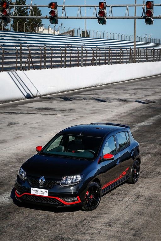 RENAULT SANDERO RS 2.0 GANHA SÉRIE LIMITADA RACING SPIRIT, foto 33