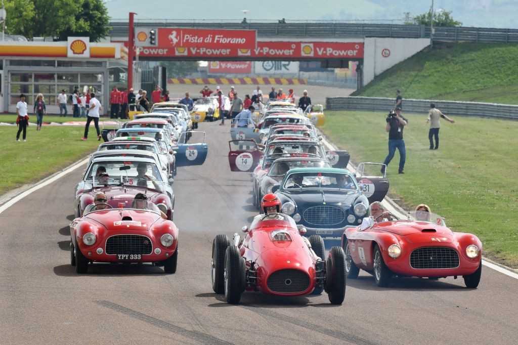 CAVALCADE CLASSICHE FERRARI 2017 REUNIU 70 CLÁSSICOS AVALIADOS EM MAIS DE 300 MILHÕES DE EUROS, foto 5