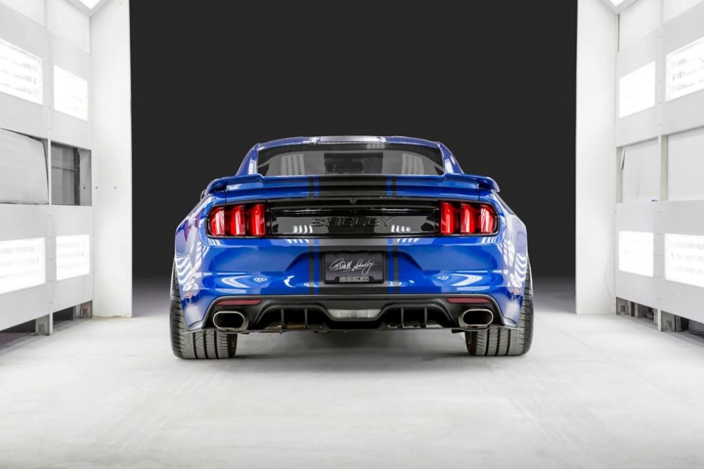 FORD MUSTANG SHELBY SUPER SNAKE WIDEBODY CONCEPT SERÁ APRESENTADO COM 760 CV E ESTILO RADICAL, foto 2