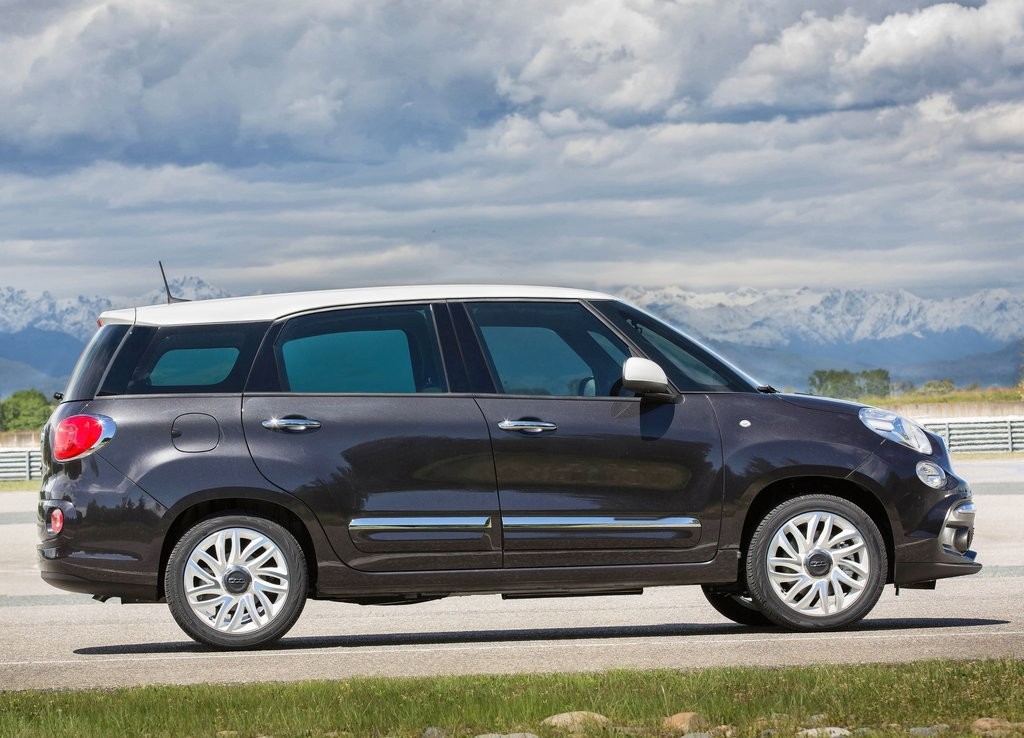 FIAT 500 L SE RENOVA PARA MANTER-SE ATUALIZADO, foto 3
