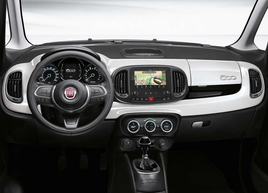 FIAT 500 L SE RENOVA PARA MANTER-SE ATUALIZADO, foto 22
