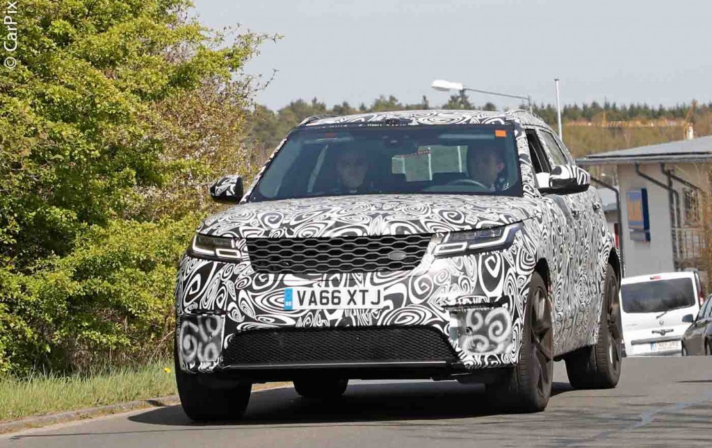 RANGE ROVER VELAR SVR RODA PERTO DE NÜRBURGRING, foto 1