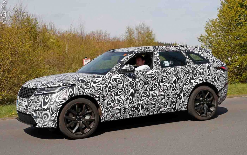 RANGE ROVER VELAR SVR RODA PERTO DE NÜRBURGRING, foto 6