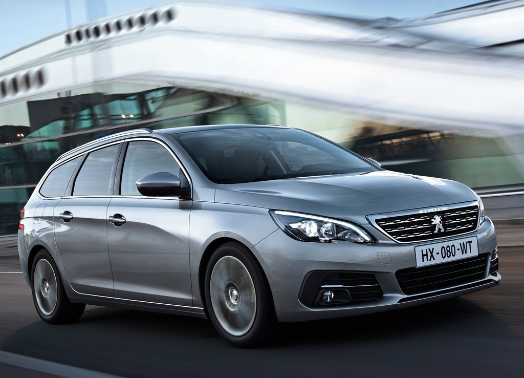 PEUGEOT 308 2018: SURGEM OS DETALHES DA RENOVAÇÃO DO COMPACTO FRANCÊS, foto 56