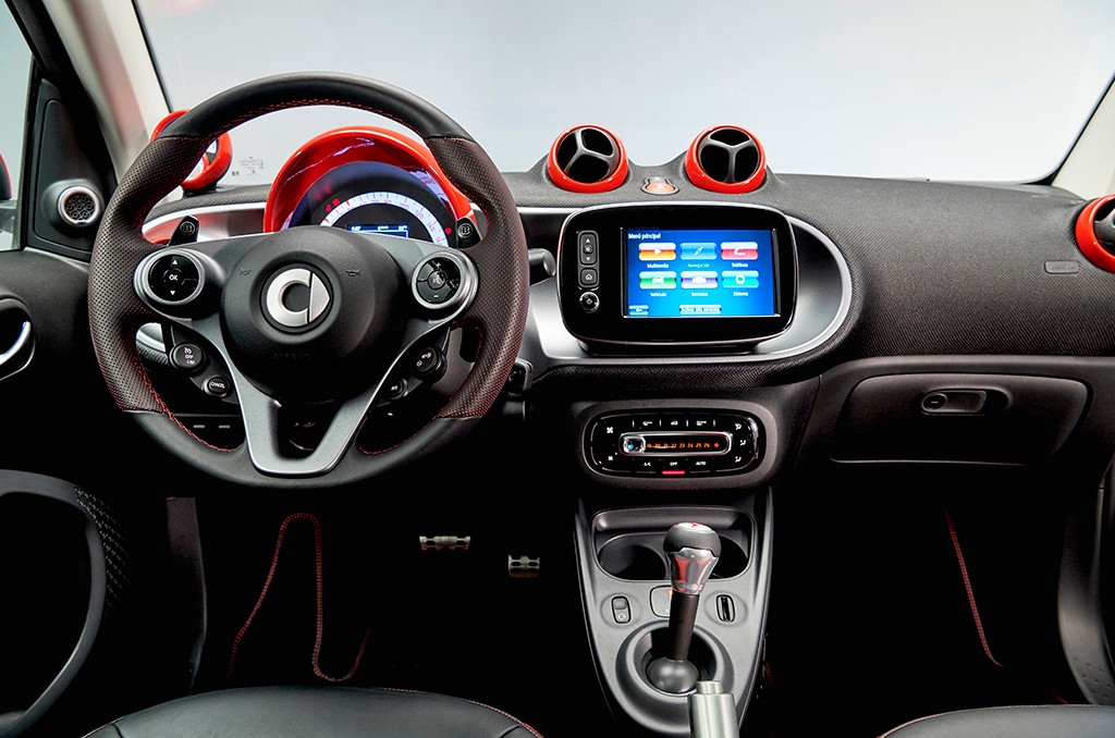 SMART FORTWO USHUAÏA LIMITED EDITION 2017: SOMENTE PARA ESPANHA E ITÁLIA, foto 6