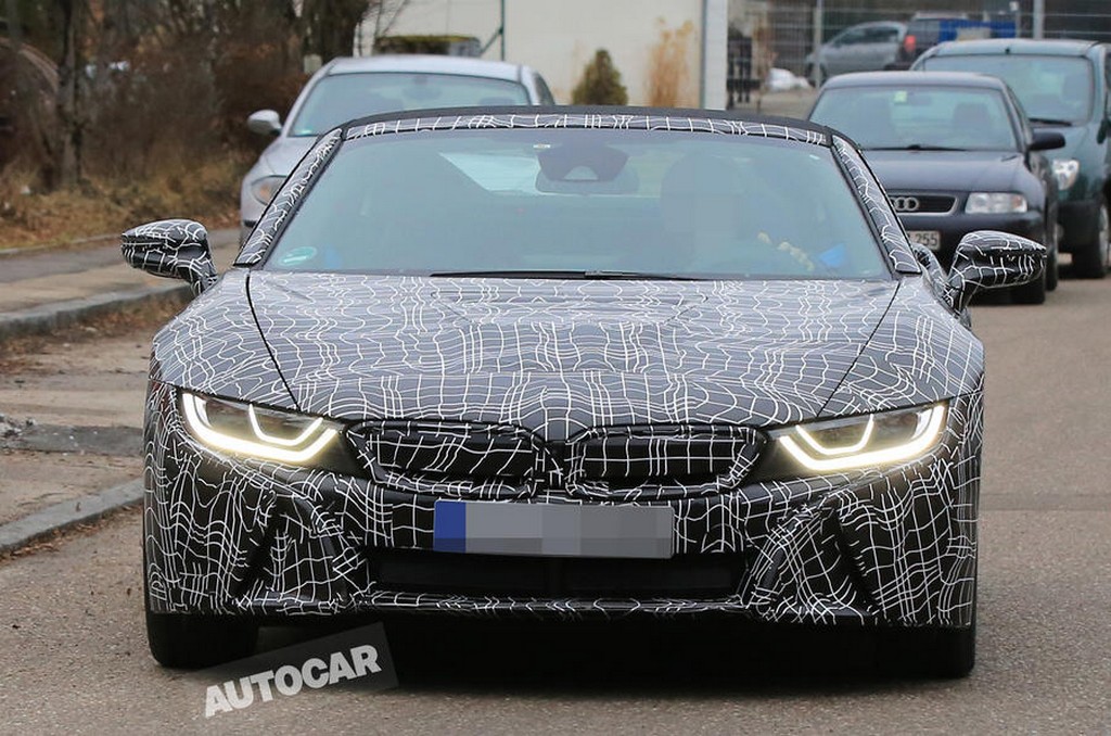 BMW i8 2018 PRODUZIRÁ UMA POTÊNCIA DE ATÉ 420 CV, foto 2