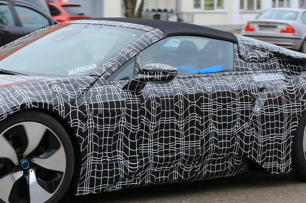 BMW i8 2018 PRODUZIRÁ UMA POTÊNCIA DE ATÉ 420 CV, foto 4