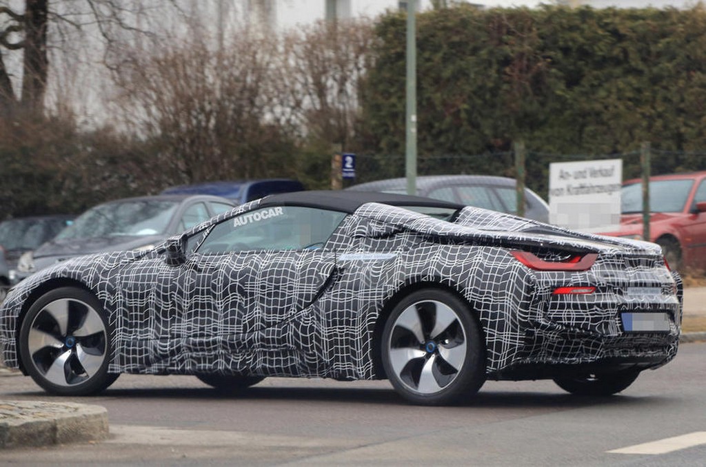 BMW i8 2018 PRODUZIRÁ UMA POTÊNCIA DE ATÉ 420 CV, foto 6