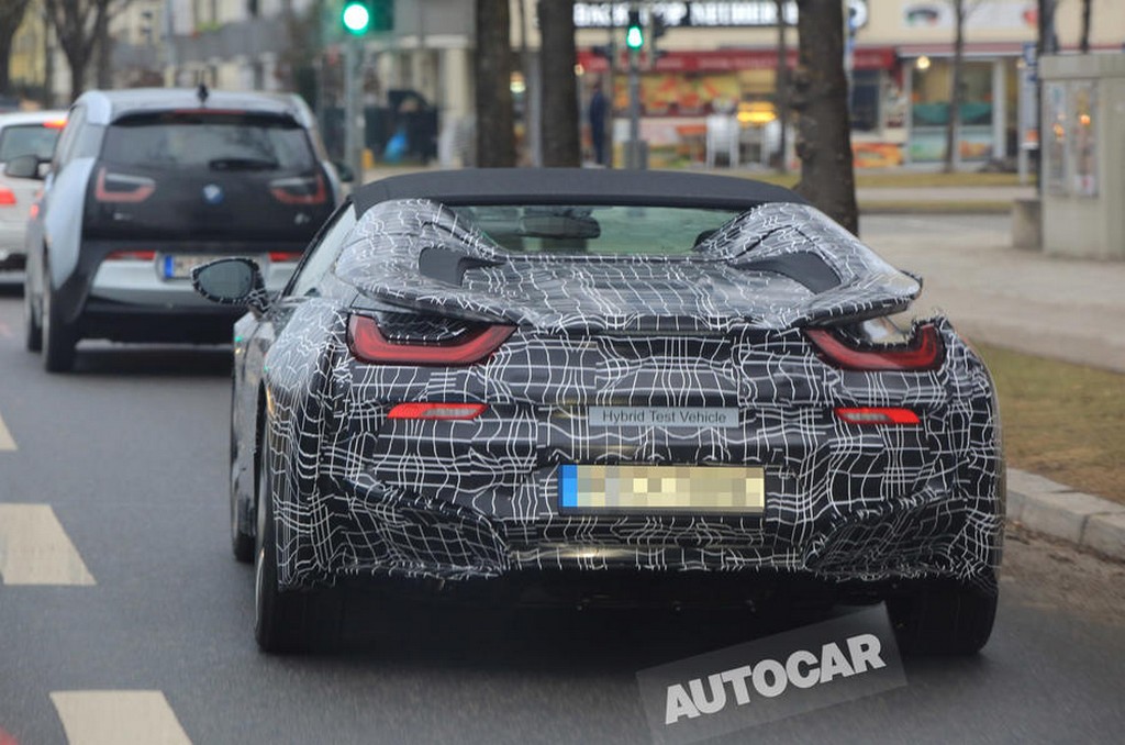 BMW i8 2018 PRODUZIRÁ UMA POTÊNCIA DE ATÉ 420 CV, foto 7
