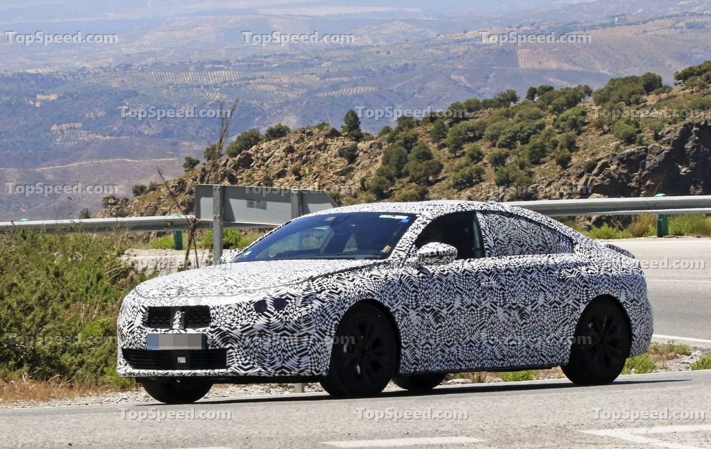 PROXIMA GERAÇÃO DO PEUGEOT 508 SEGUE EM TESTES PELA EUROPA, foto 3