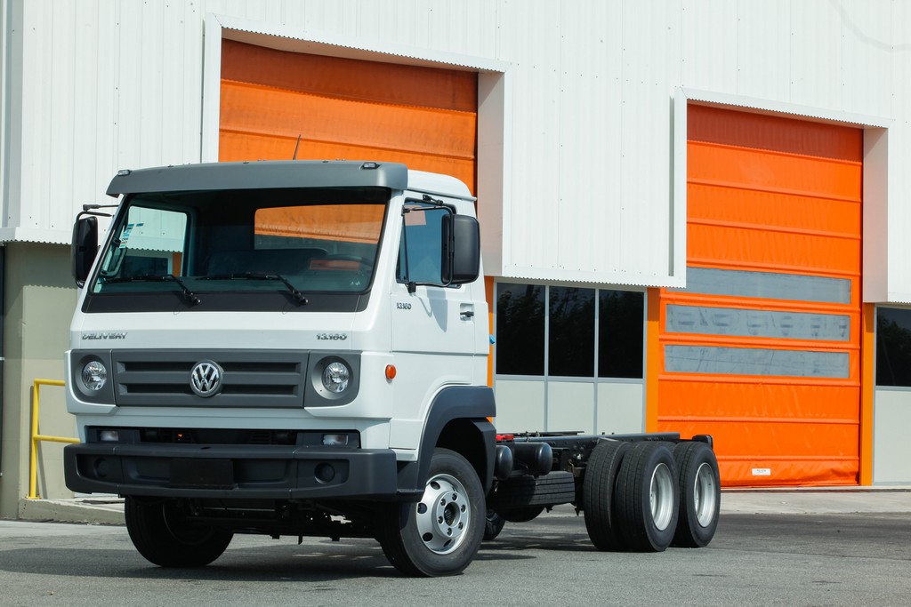 VOLKSWAGEN DELIVERY 13.160 ESTÁ COM PLATAFORMA DE CARGA 15% MAIOR, foto 1