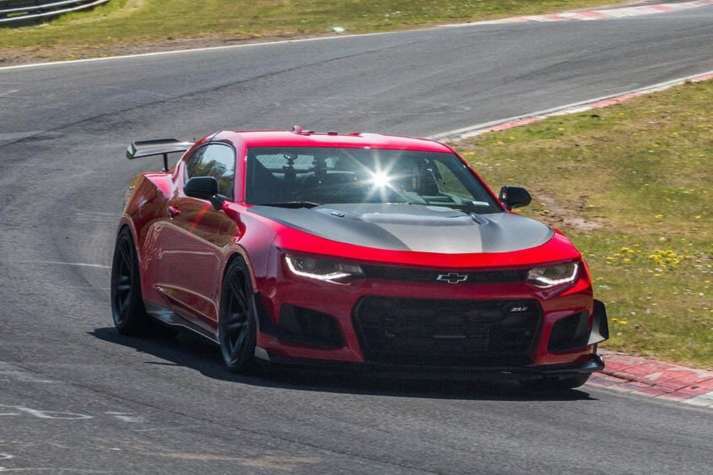 CHEVROLET CAMARO ZL1 1LE RODA NÜRBURGRING EM 7:16.04, foto 4