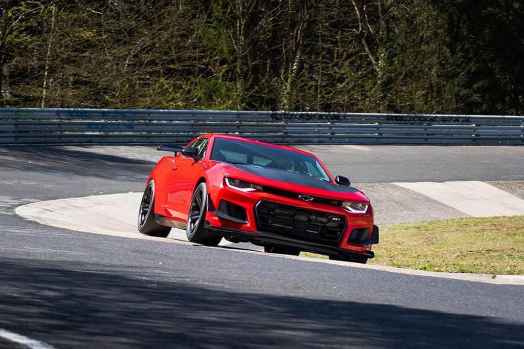 CHEVROLET CAMARO ZL1 1LE RODA NÜRBURGRING EM 7:16.04, foto 5