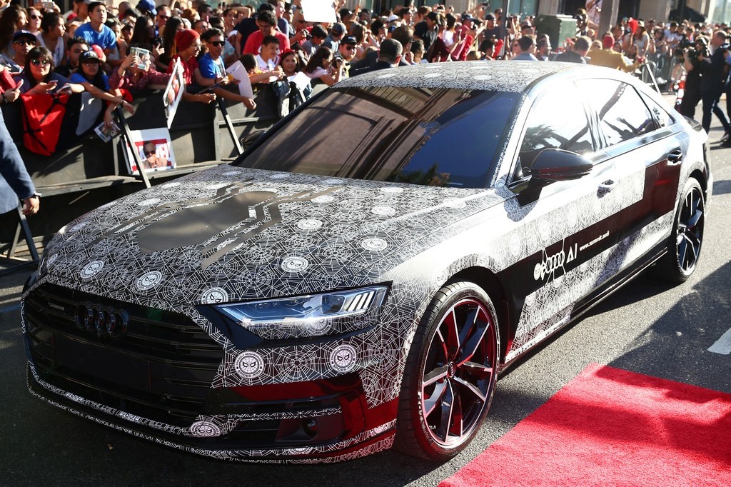 AUDI A8 DISFARÇADO APARECE COMO CONVIDADO SURPRESA NA ESTREIA MUNDIAL DE ‘HOMEM-ARANHA: DE VOLTA AO LAR’, foto 2