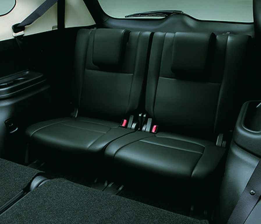 MITSUBISHI OUTLANDER COMFORT 2.0 CHEGA COM SETE LUGARES, NOVO MULTIMÍDIA E PREMIUM SOUND, foto 9