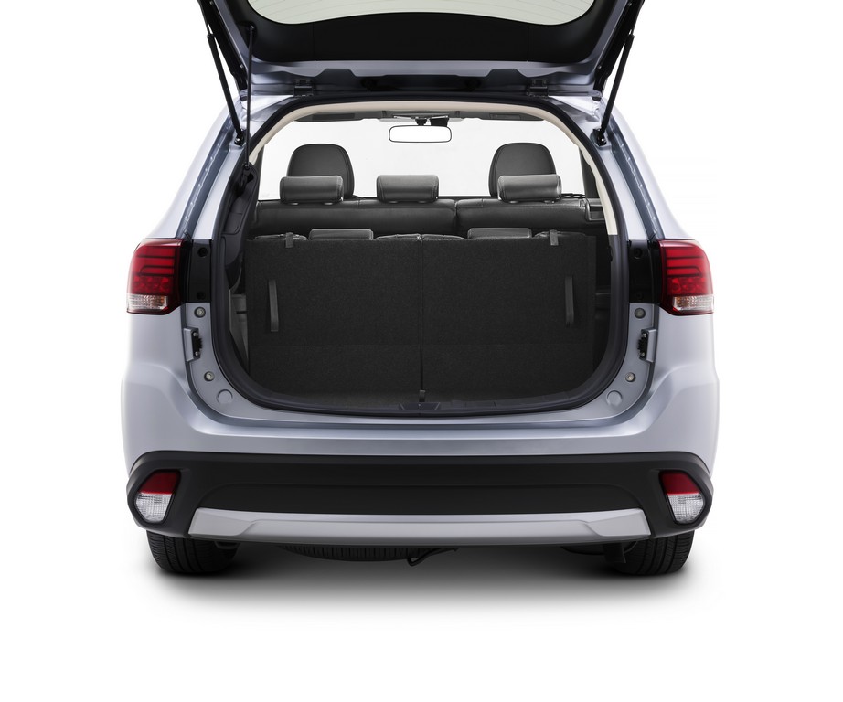 MITSUBISHI OUTLANDER COMFORT 2.0 CHEGA COM SETE LUGARES, NOVO MULTIMÍDIA E PREMIUM SOUND, foto 21