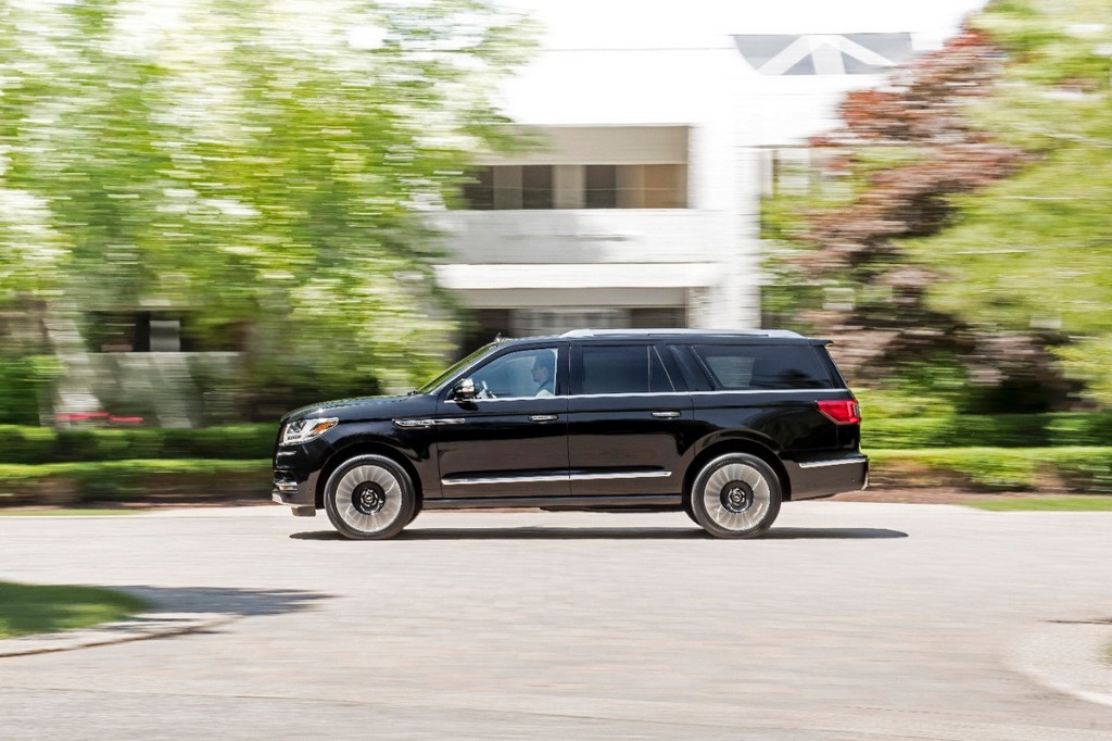 FORD APRESENTA NOS EUA O NOVO LINCOLN NAVIGATOR LWB 2018, O MAIOR E MAIS LUXUOSO SUV DA MARCA, foto 7