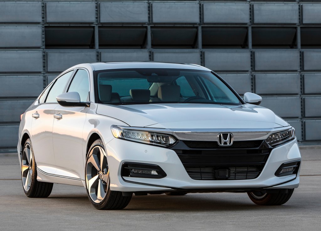 HONDA ACCORD 2018: REVELADA NOS ESTADOS UNIDOS A DÉCIMA GERAÇÃO DO SEDAN JAPONÊS, foto 1