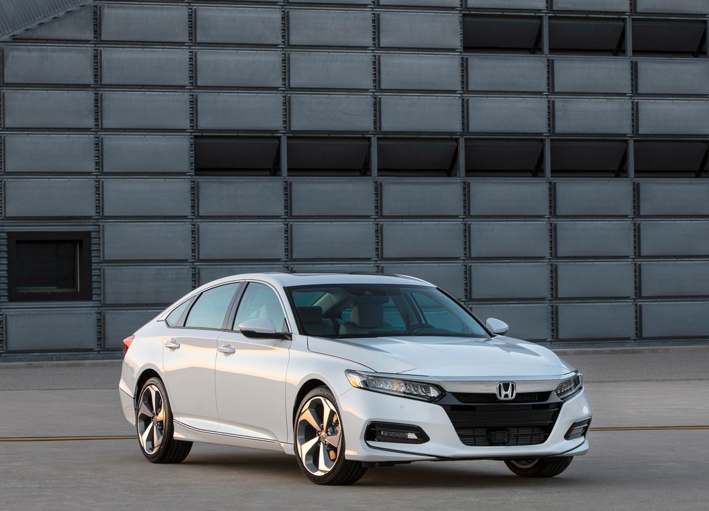 HONDA ACCORD 2018: REVELADA NOS ESTADOS UNIDOS A DÉCIMA GERAÇÃO DO SEDAN JAPONÊS, foto 4