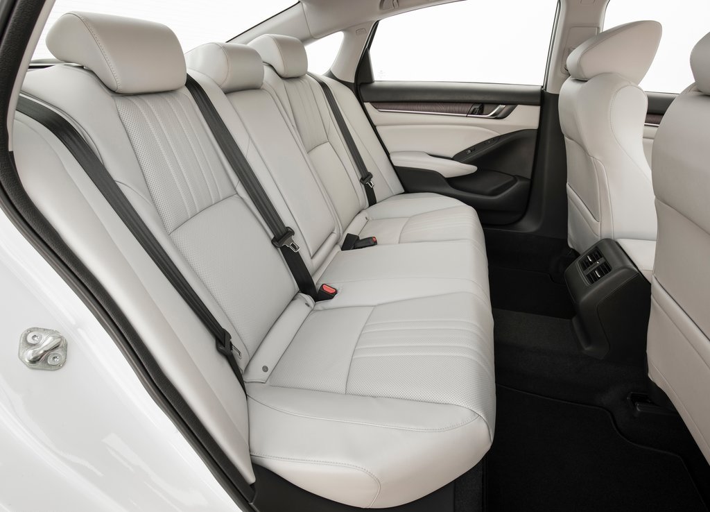 HONDA ACCORD 2018: REVELADA NOS ESTADOS UNIDOS A DÉCIMA GERAÇÃO DO SEDAN JAPONÊS, foto 19