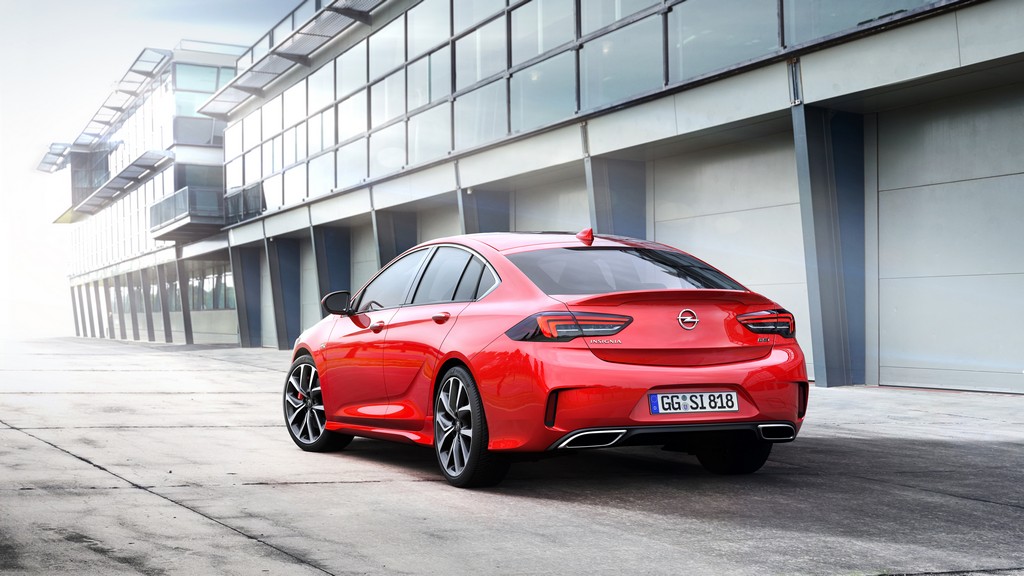 REVELADO OPEL INSIGNIA GSi QUE ESTREARÁ EM FRANKFURT, foto 4