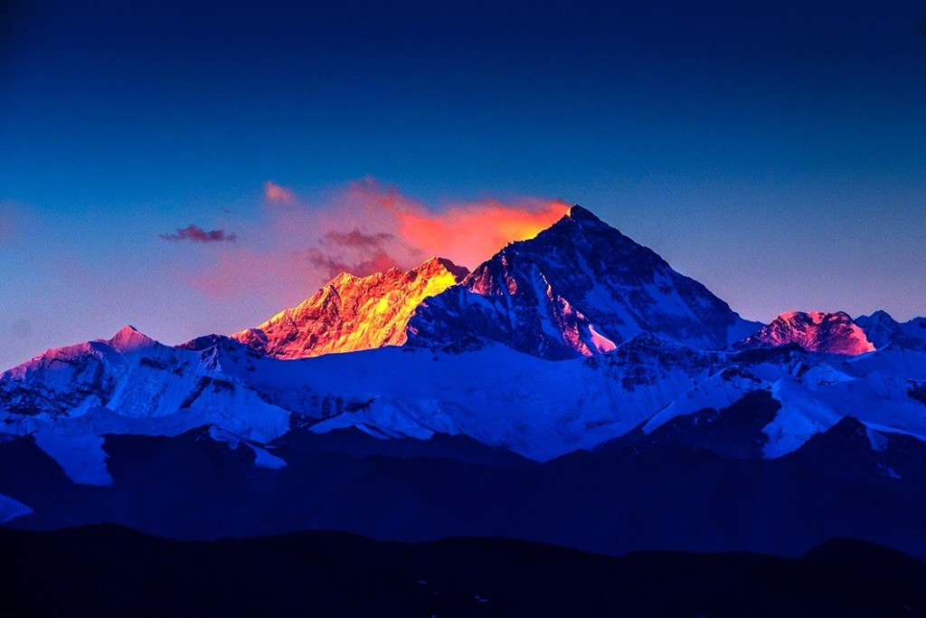 FORD ULTRAPASSA OS 100 MIL VEÍCULOS VENDIDOS EM JUNHO NA CHINA E PROMOVE VIAGEM ATÉ O EVEREST, foto 3