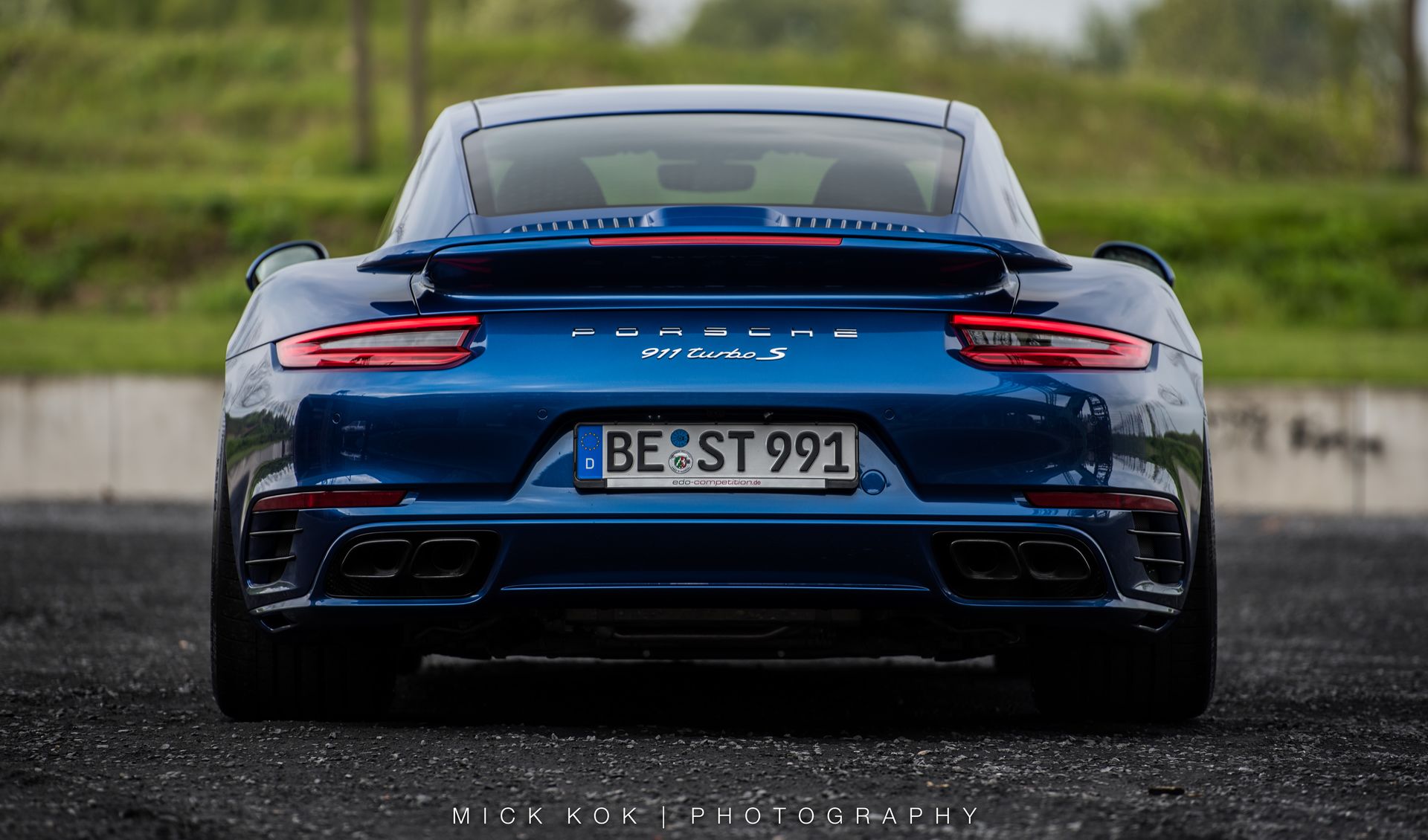 PORSCHE 911 TURBO S ‘BLUE ARROW’ PREPARADO PELA EDO COMPETITION ACELERA DE 0 A 100 KM/H EM 2,7 SEGUNDOS, foto 6