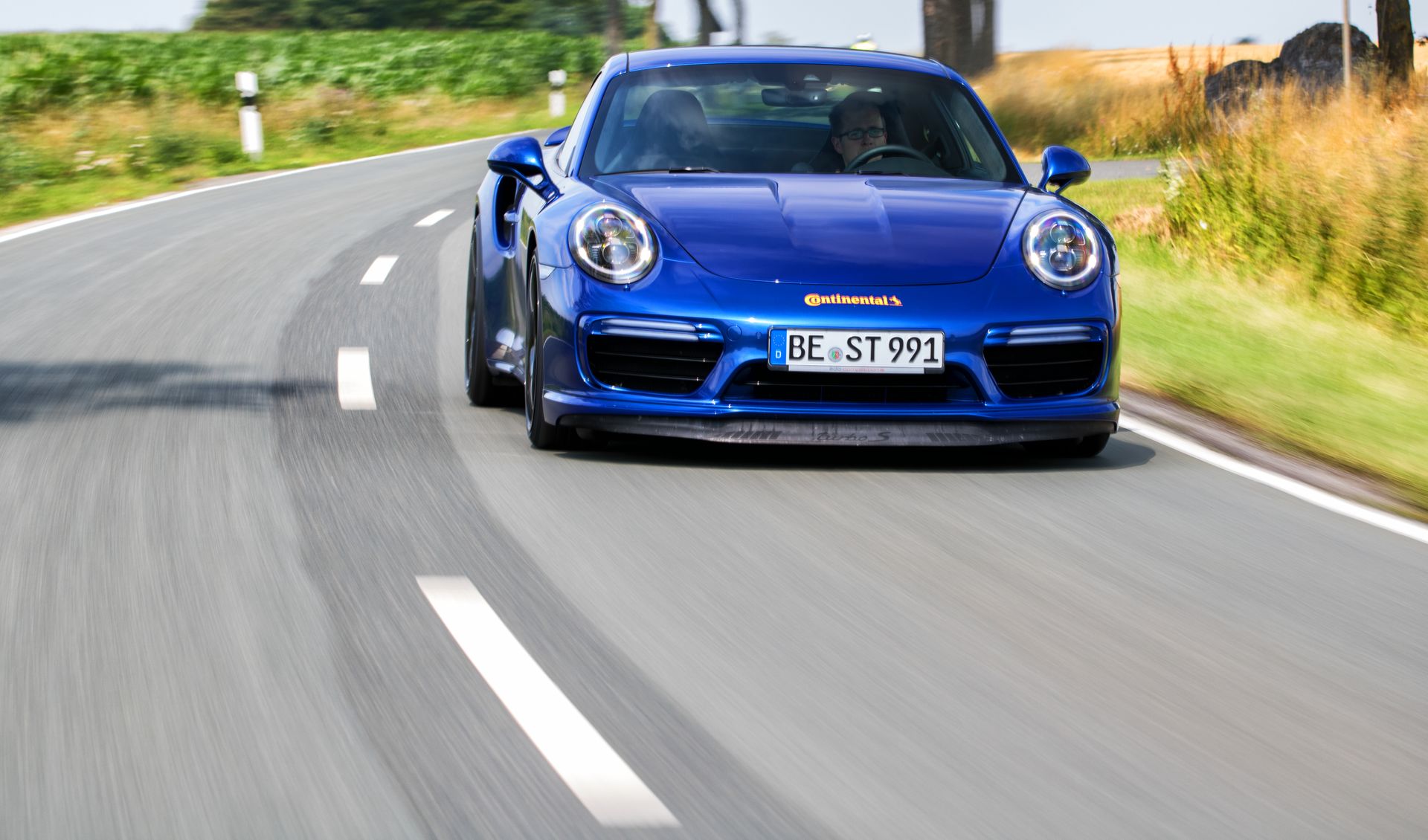 PORSCHE 911 TURBO S ‘BLUE ARROW’ PREPARADO PELA EDO COMPETITION ACELERA DE 0 A 100 KM/H EM 2,7 SEGUNDOS, foto 15
