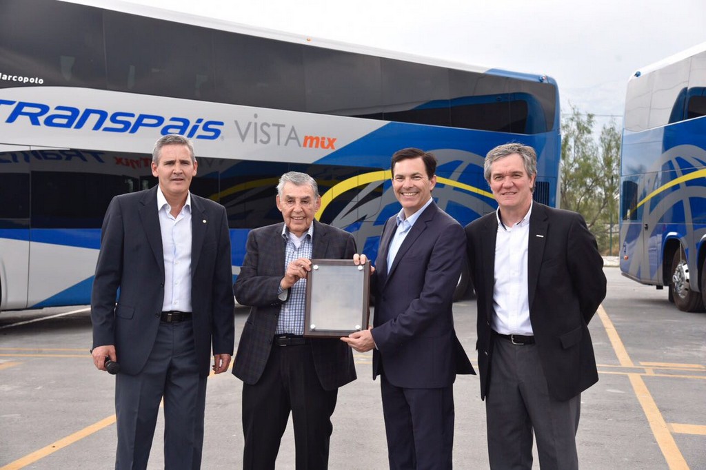 MAN LATIN AMERICA ENTREGA ÔNIBUS MAN DE PISO DUPLO NO MÉXICO, foto 2