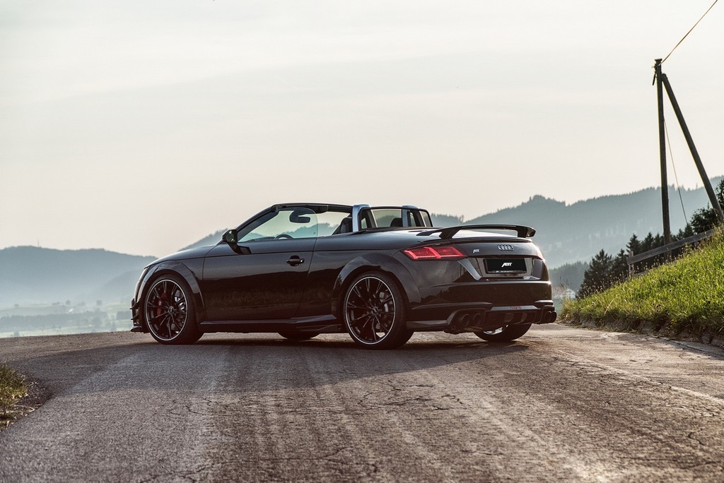 AUDI TT RS-R ROADSTER PREPARADO PELA ABT SPORTSLINE ATINGE 500 CV A CÉU ABERTO, foto 3