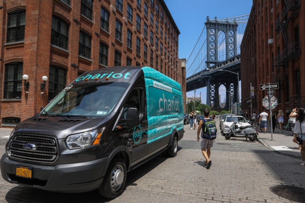 FORD AMPLIA O SERVIÇO DE VANS SOB DEMANDA ‘CHARIOT’ PARA NEW YORK, foto 1