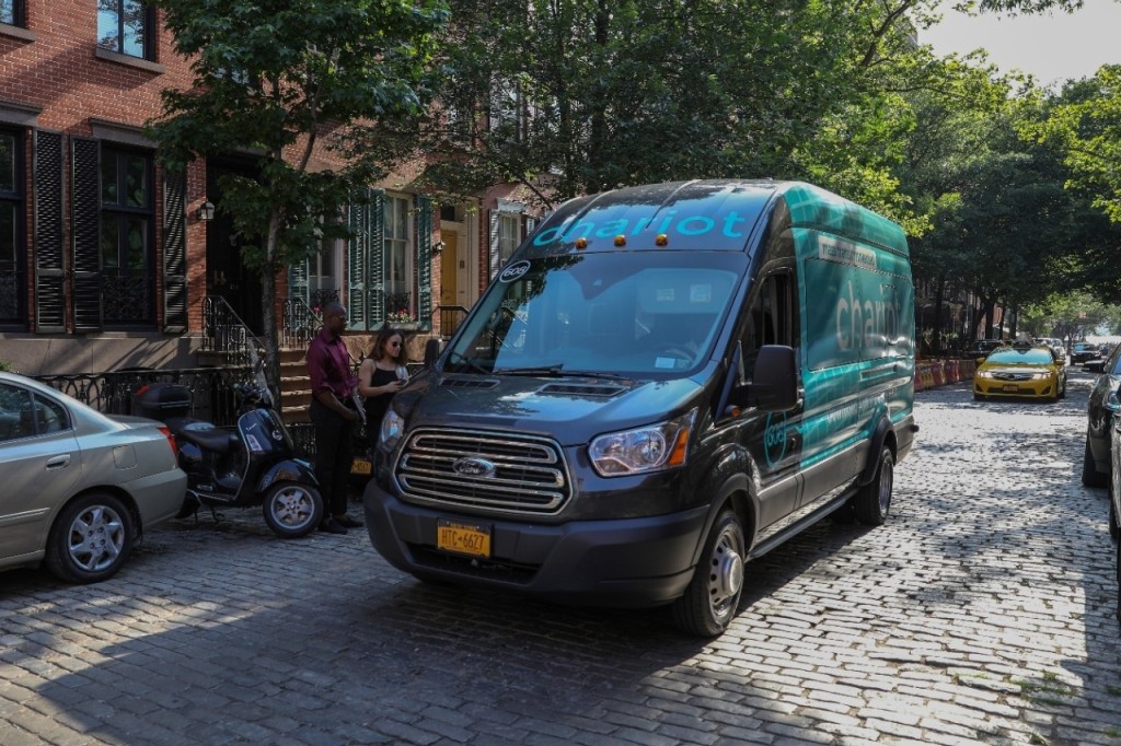 FORD AMPLIA O SERVIÇO DE VANS SOB DEMANDA ‘CHARIOT’ PARA NEW YORK, foto 2