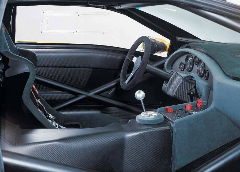 UM DOS RAROS LAMBORGHINI DIABLO GTR - A VERSÃO ‘TRACK-ONLY’ DO MODELO ITALIANO - SERÁ LEILOADO EM MONTEREY, foto 15