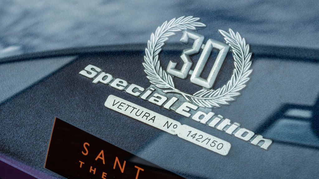 LAMBORGHINI DIABLO SE30 DO VOCALISTA DA BANDA JAMIROQUAI ENCONTRA-SE À VENDA NO REINO UNIDO, foto 6