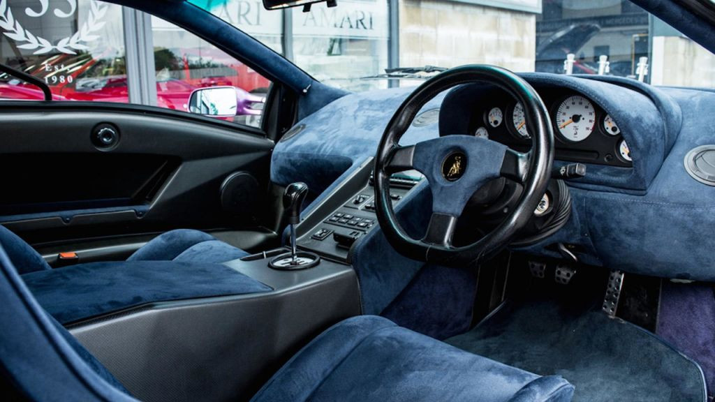 LAMBORGHINI DIABLO SE30 DO VOCALISTA DA BANDA JAMIROQUAI ENCONTRA-SE À VENDA NO REINO UNIDO, foto 7