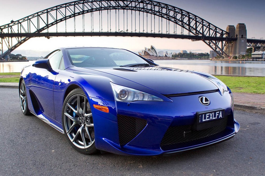 CONCESSIONÁRIOS DOS ESTADOS UNIDOS AINDA GUARDAM EM SEUS ESTOQUES 12 LEXUS LF-A NOVOS, foto 3