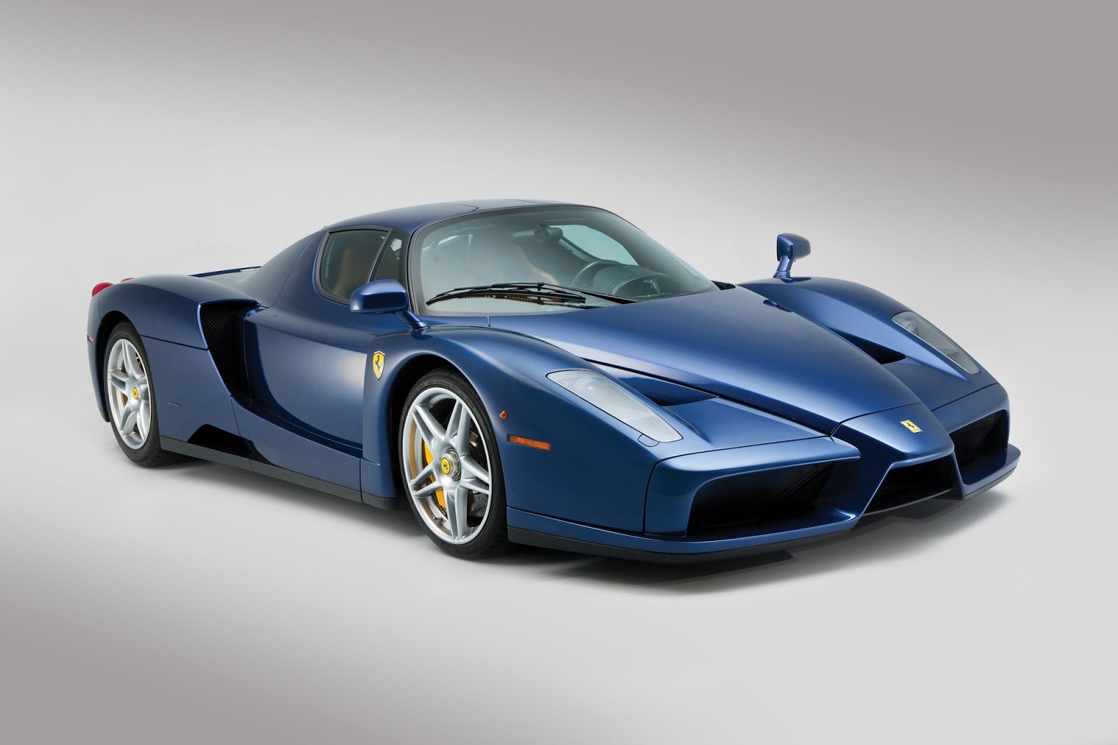 UM IMPECÁVEL FERRARI ENZO BLU TOUR DE FRANCE TAMBÉM SERÁ LEILOADO EM LONDRES, foto 1
