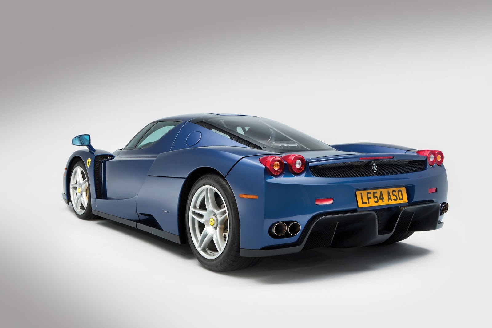 UM IMPECÁVEL FERRARI ENZO BLU TOUR DE FRANCE TAMBÉM SERÁ LEILOADO EM LONDRES, foto 2