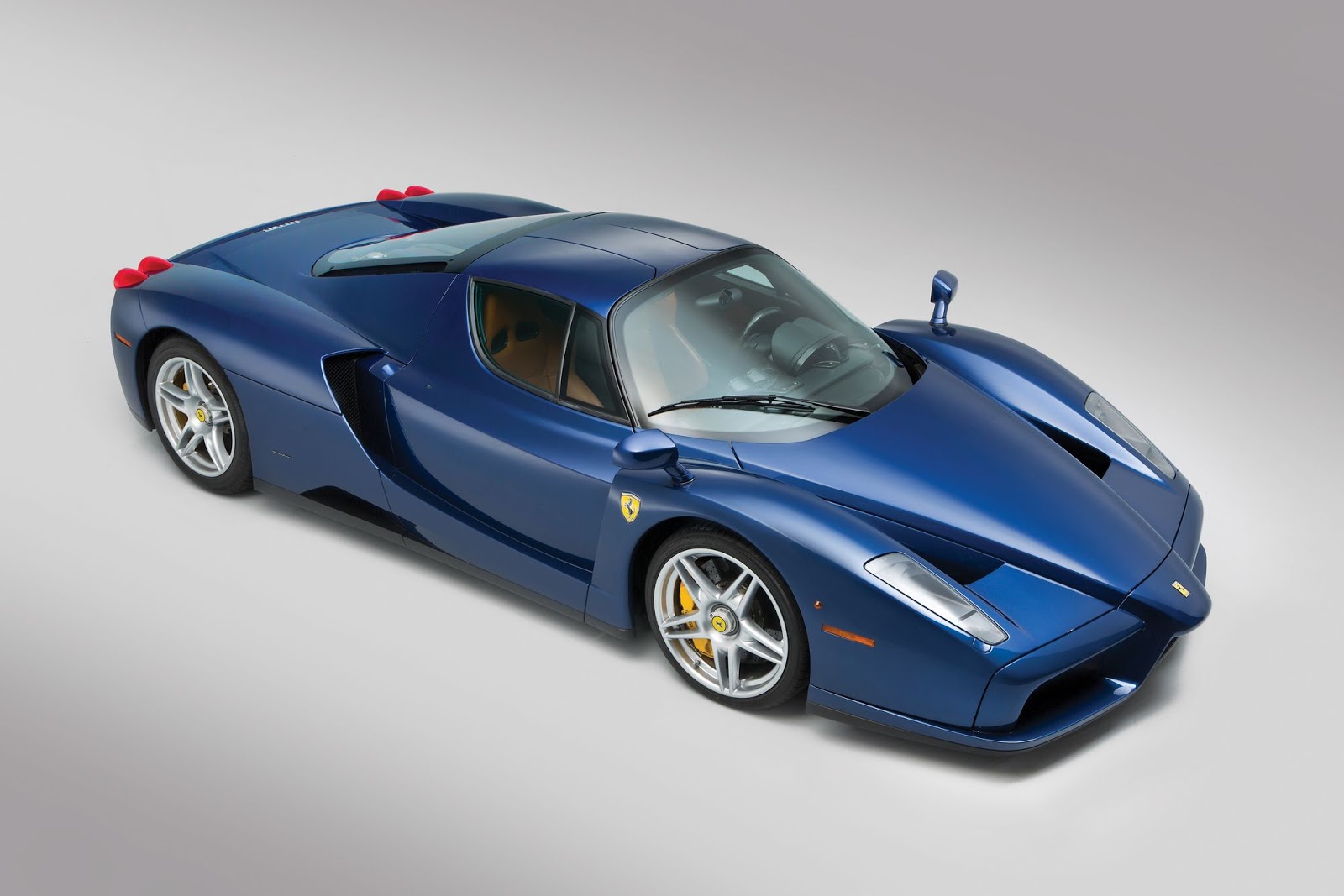 UM IMPECÁVEL FERRARI ENZO BLU TOUR DE FRANCE TAMBÉM SERÁ LEILOADO EM LONDRES, foto 7