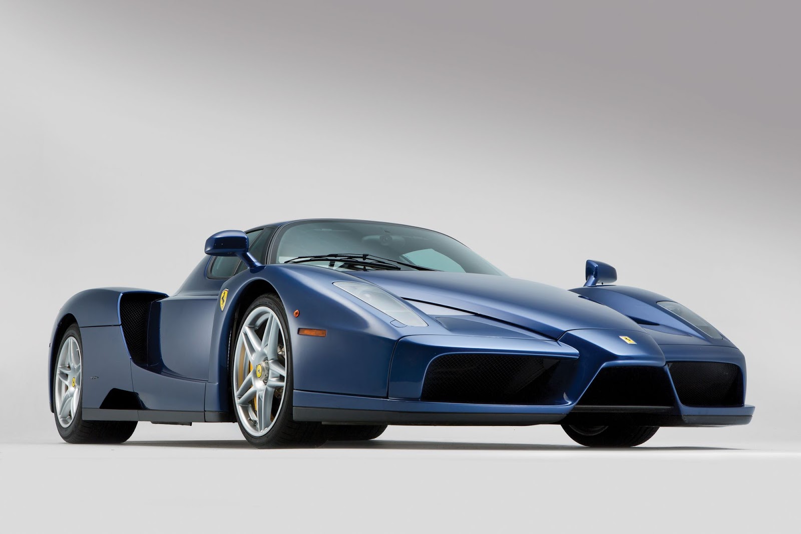 UM IMPECÁVEL FERRARI ENZO BLU TOUR DE FRANCE TAMBÉM SERÁ LEILOADO EM LONDRES, foto 11