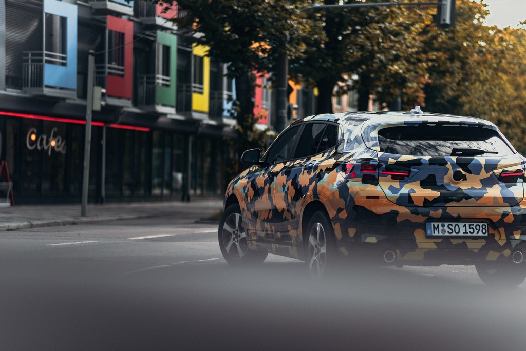 NOVO BMW X2 APARECE CAMUFLADO EM EXPEDIÇÃO NA ‘SELVA URBANA’, foto 3