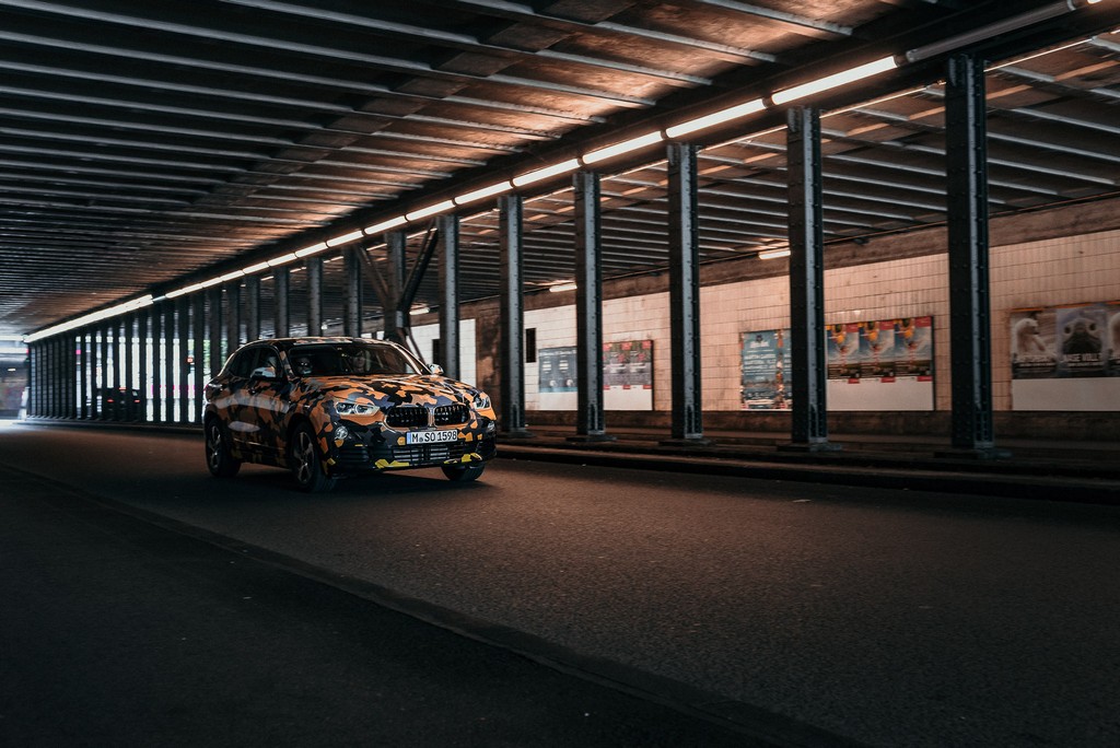 NOVO BMW X2 APARECE CAMUFLADO EM EXPEDIÇÃO NA ‘SELVA URBANA’, foto 8
