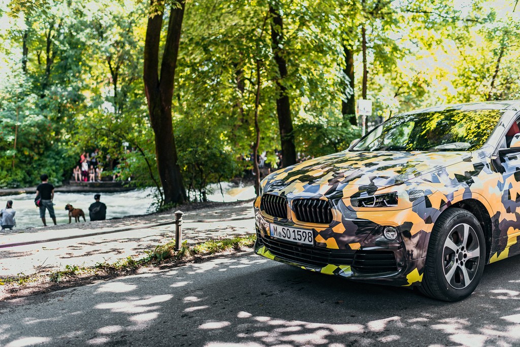 NOVO BMW X2 APARECE CAMUFLADO EM EXPEDIÇÃO NA ‘SELVA URBANA’, foto 10
