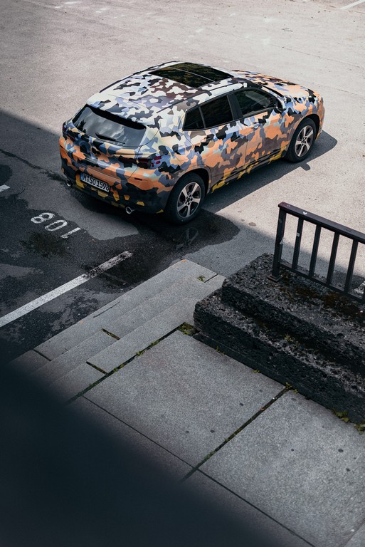NOVO BMW X2 APARECE CAMUFLADO EM EXPEDIÇÃO NA ‘SELVA URBANA’, foto 11