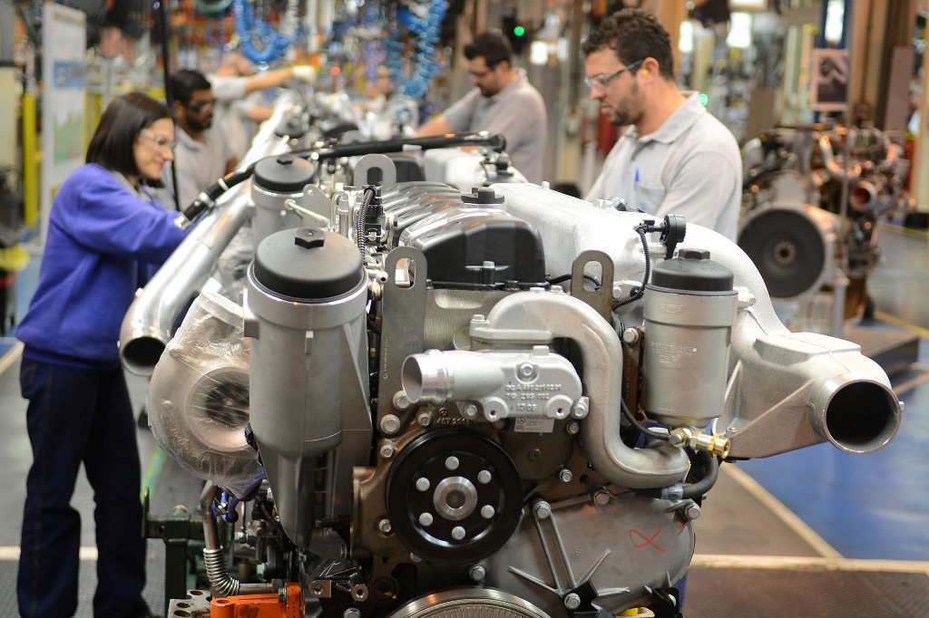 MERCEDES-BENZ FORNECE MOTORES BRASILEIROS PARA O GRUPO DAIMLER, foto 2