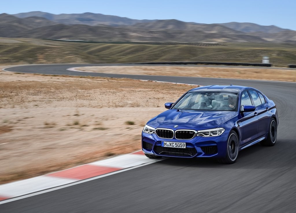 NOVO BMW M5 2018 CHEGA COM DINAMISMO E ALTO DESEMPENHO, foto 11