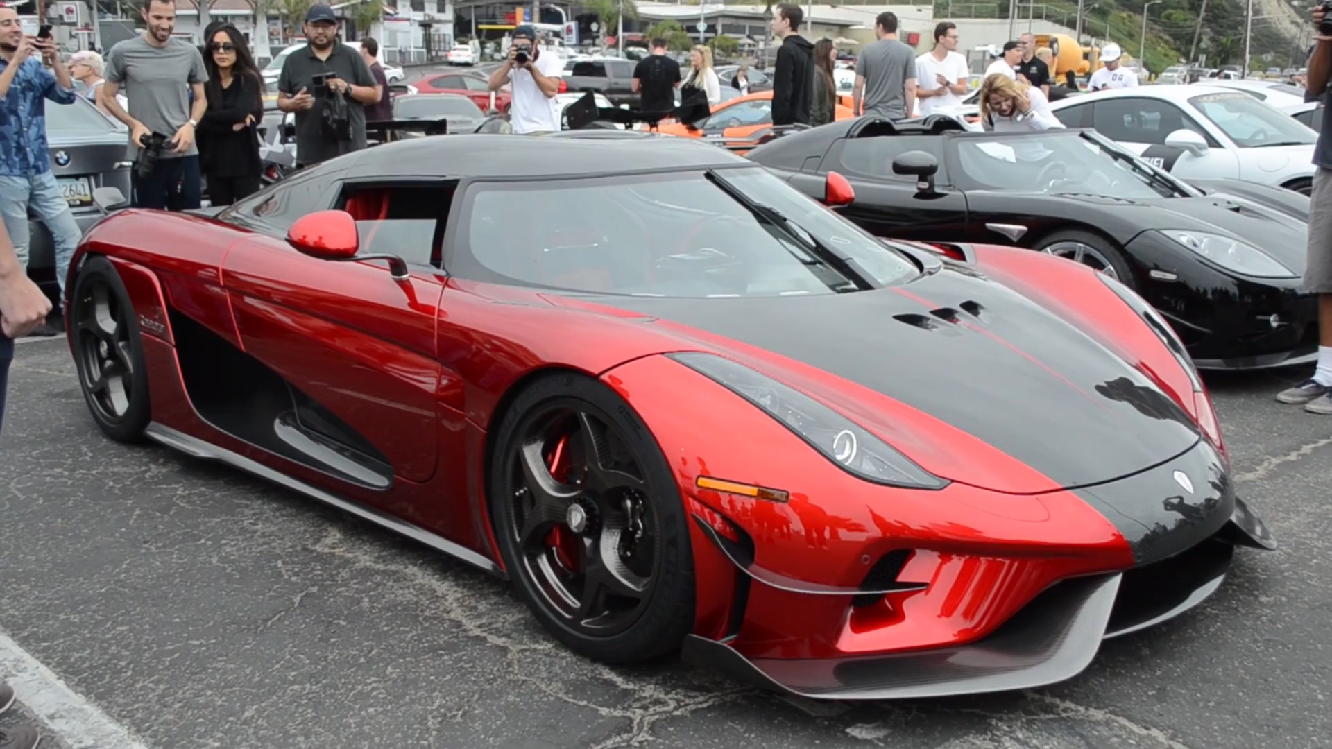 O PRIMEIRO KOENIGSEGG REGERA QUE CHEGOU AOS ESTADOS UNIDOS FOI MOSTRADO EM PEBBLE BEACH, foto 1